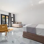 Cavo Hotel