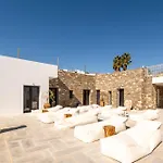 Cavo Hotel