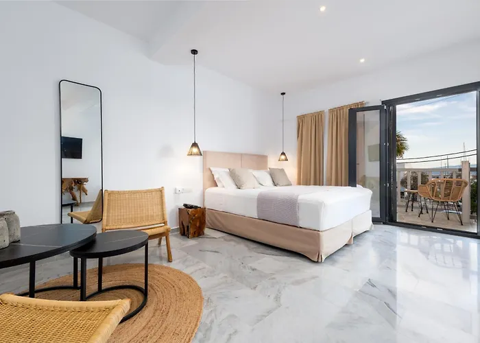 Cavo 5* بوسي لِفاذي