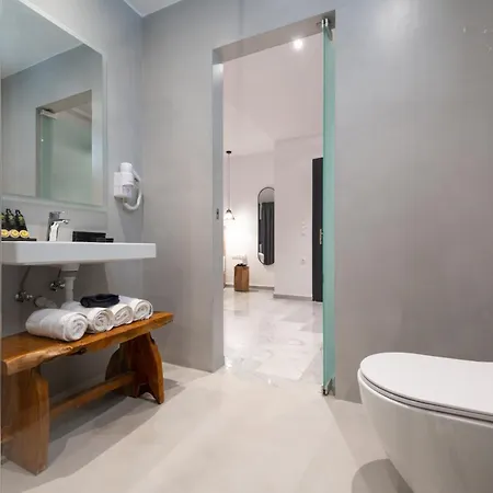 מלון Cavo פיסו ליבאדי