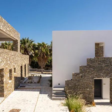 מלון Cavo פיסו ליבאדי