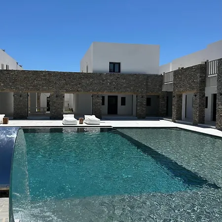 Cavo Hotel