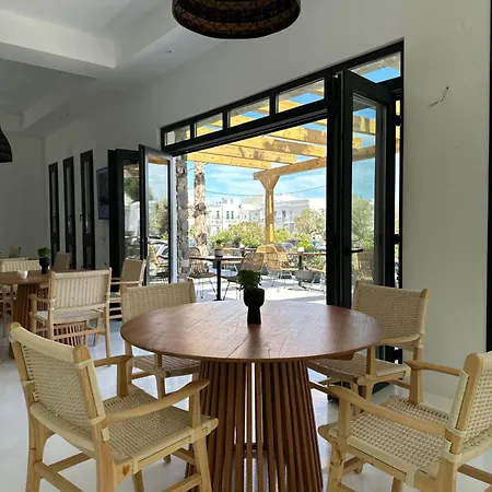 מלון Cavo פיסו ליבאדי