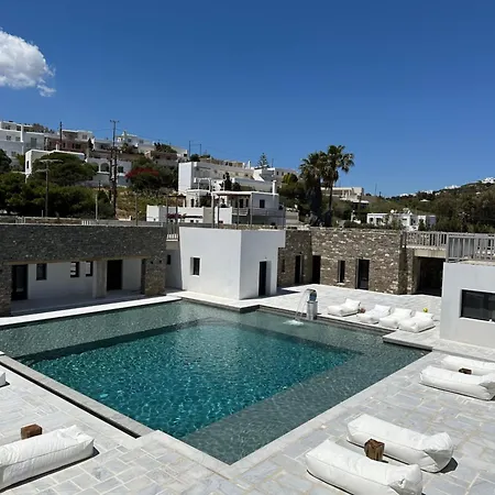 Cavo מלון פיסו ליבאדי