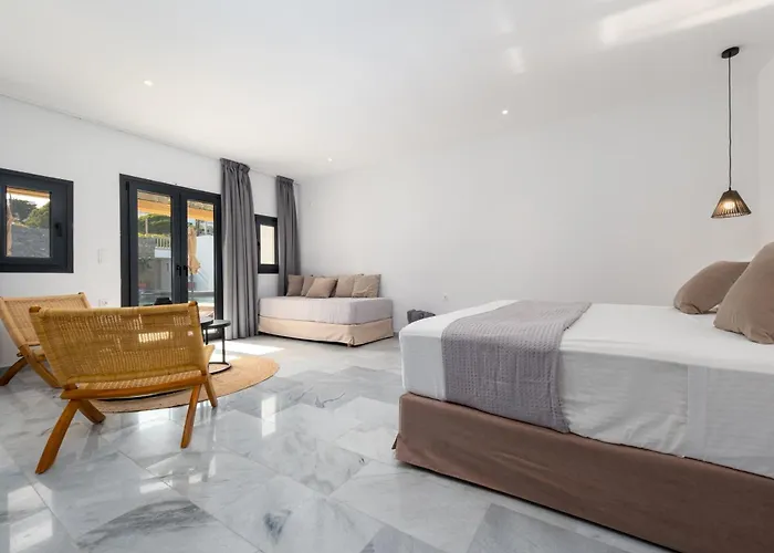 Cavo Hotel Piso Livadi